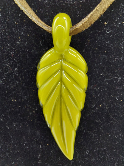 JDZ - Leaf Pendant